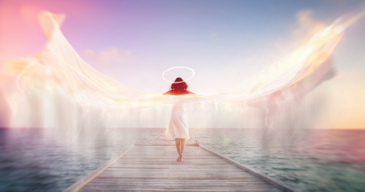 angel number 33 woman
